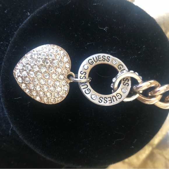 Guess necklaces lot of 2 - Picture 5 of 10